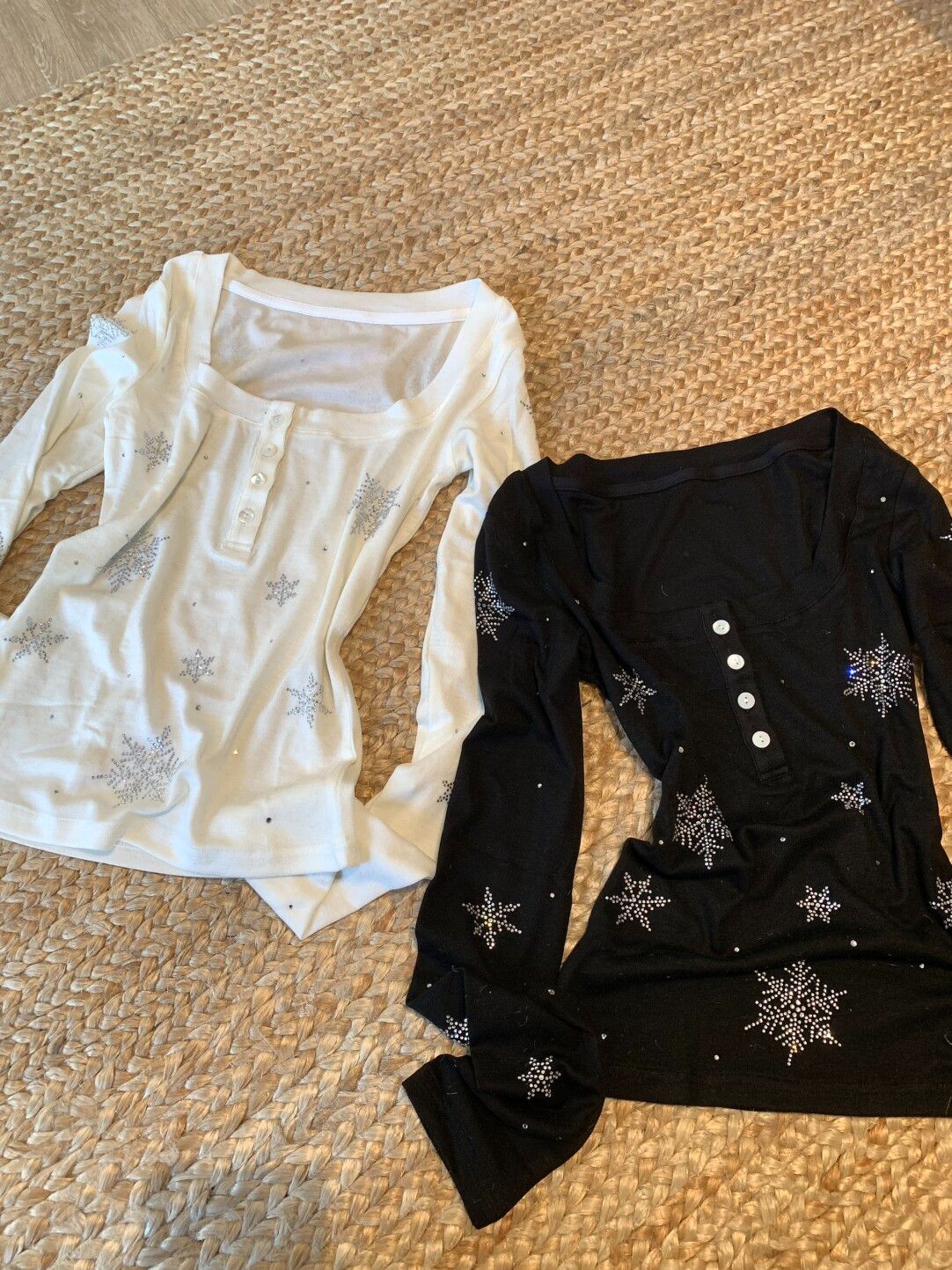 Snowflake Rhinestone Half-Open Collar Long Sleeve T-Shirt