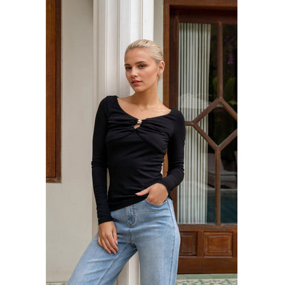 V-neck long sleeved women's top