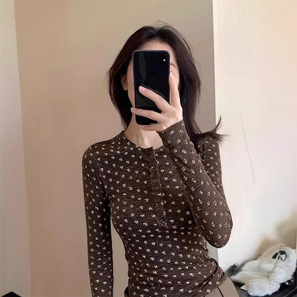 Chic Brown Floral Half-Open Collar Regular Shoulder Long Sleeve T-Shirt for Women