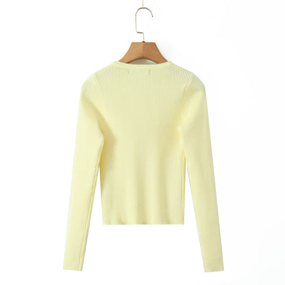 Round neck single breasted long sleeved top