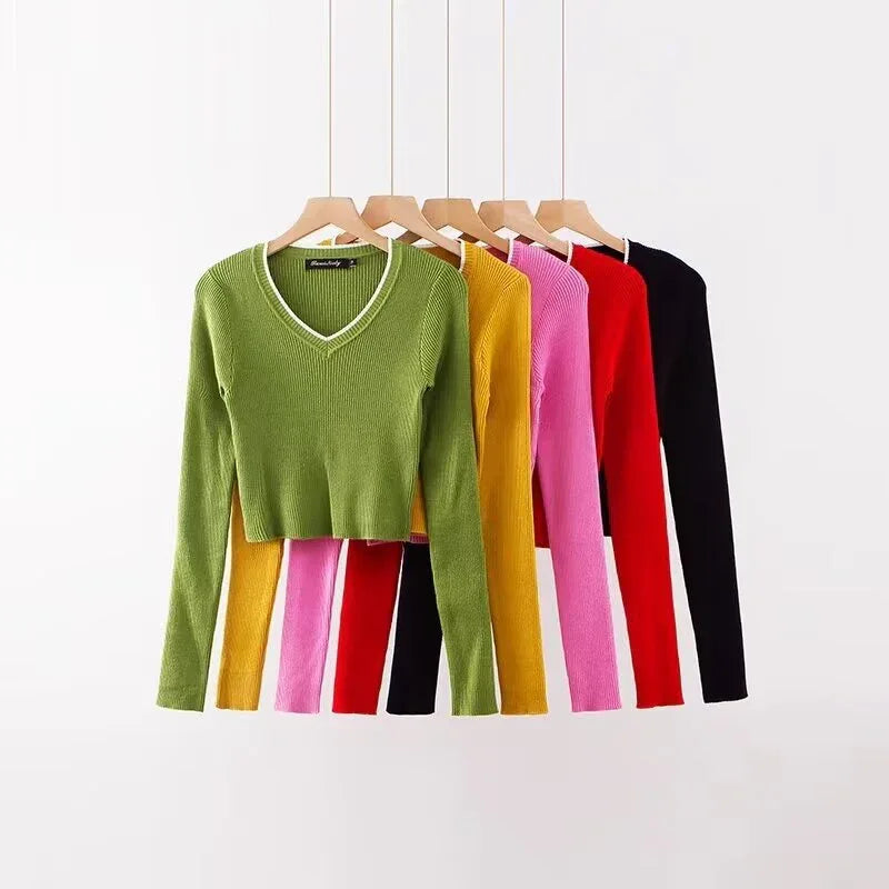 V-neck long sleeved top