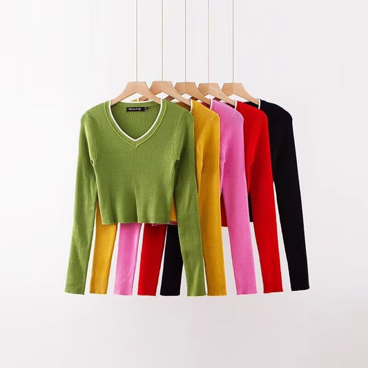 V-neck long sleeved top